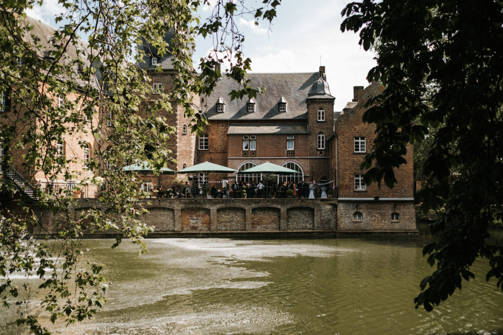 Burg Bergerhausen Kerpen Hochzeitslocation