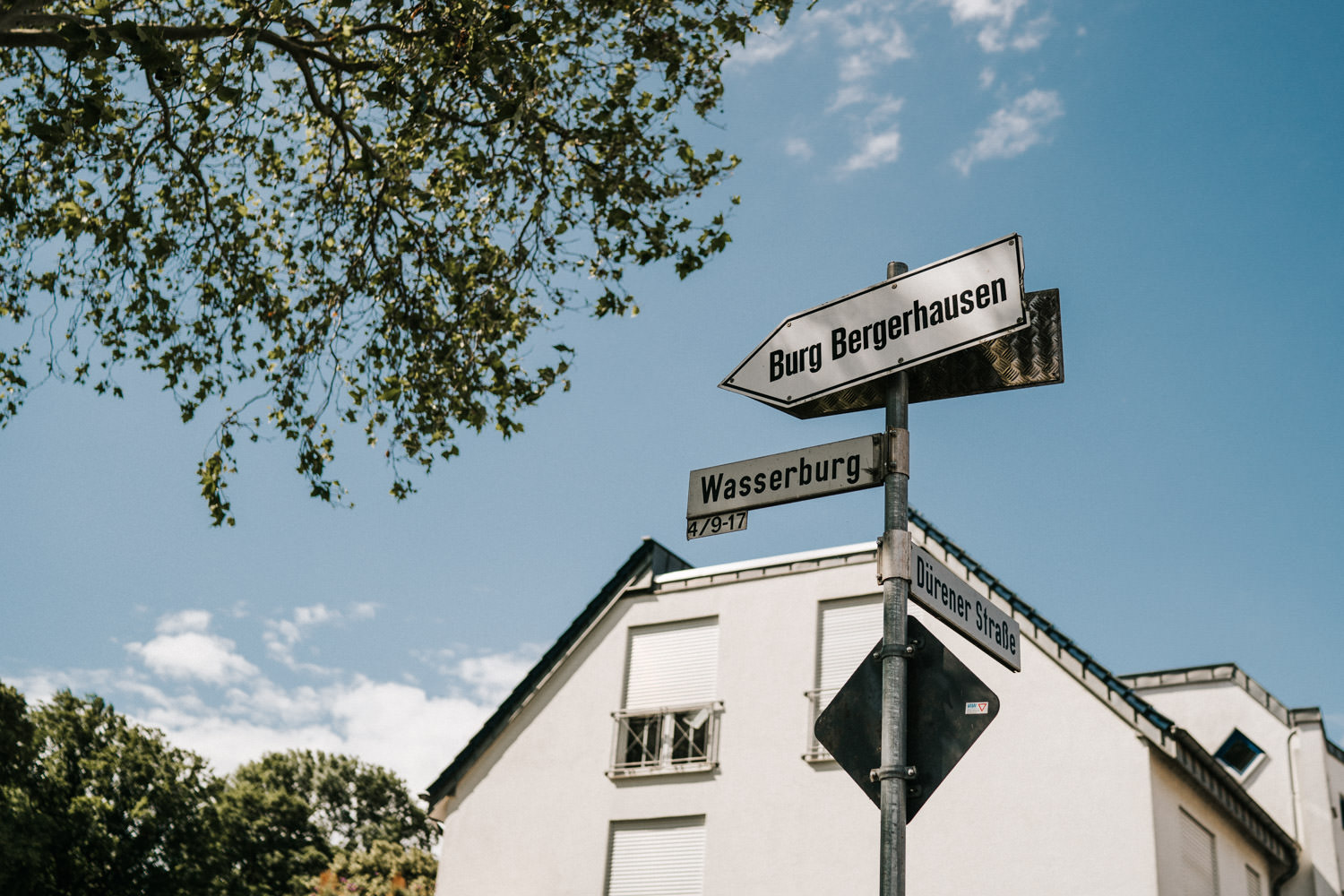 Burg Bergerhausen Kerpen DIY Hochzeit