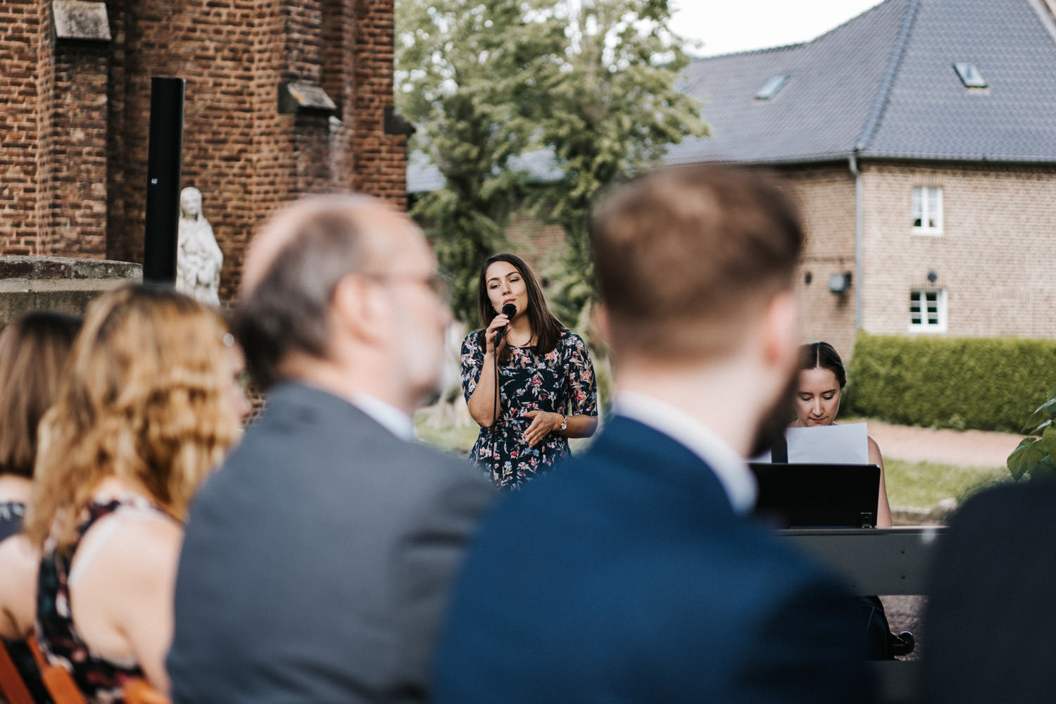 Burg Bergerhausen Kerpen DIY Hochzeit
