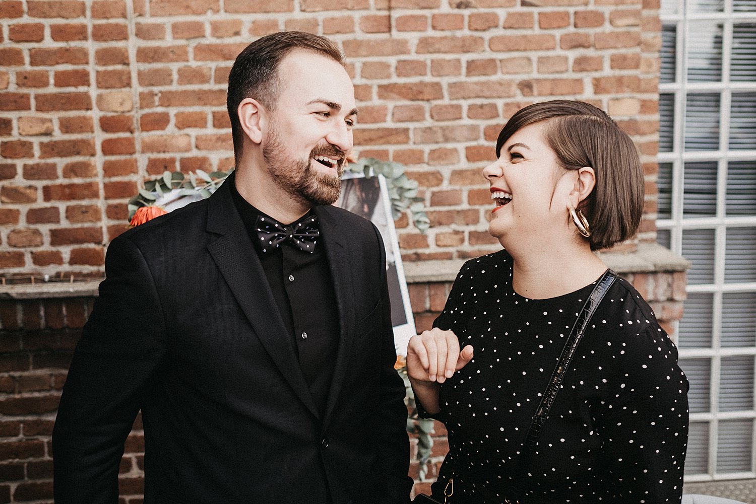 Lokschuppen Bottrop Hochzeitsfotograf nrw lesbisches Paar