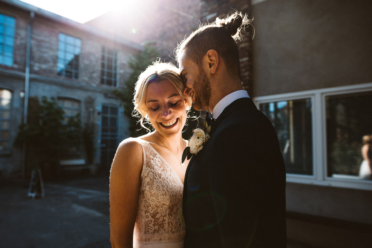 Als Hochzeitsfotograf Köln auf einer Hochzeit in der Studio Lichtstraße